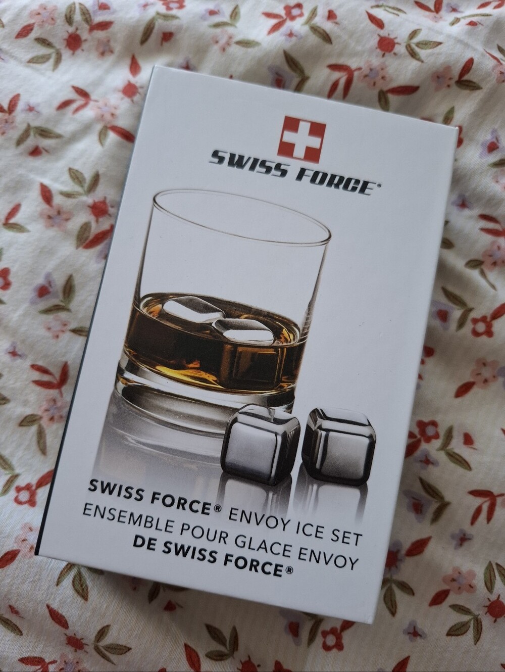 NEW☆ Swiss Force Ice Cube Set Of 4